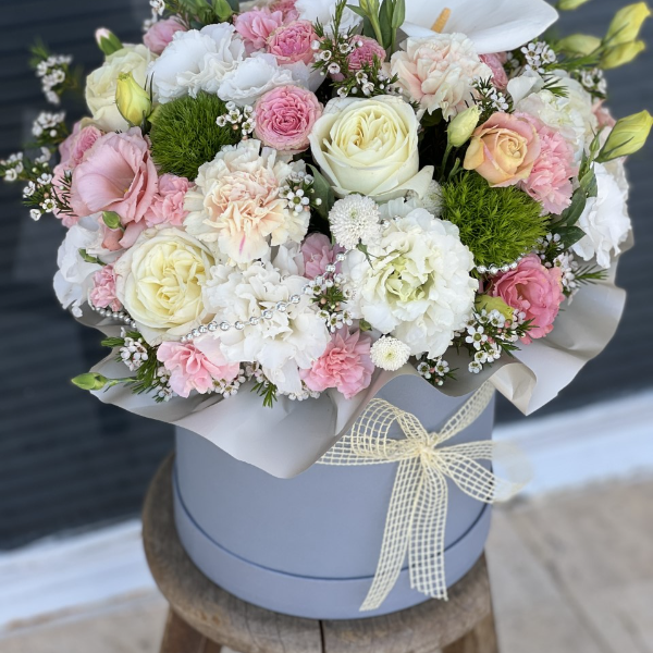  Antalya Çiçek Gönder - Şık Kutuda Çiçekler