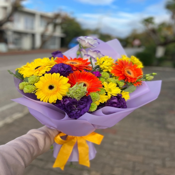  Antalya Çiçekçiler - Hassas Aşk Havası