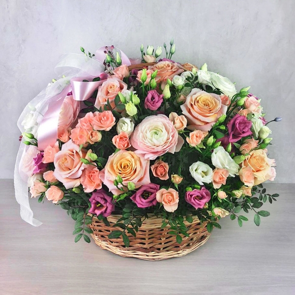  Antalya Çiçek Siparişi - Sepette Gül Ve Lisyantus 